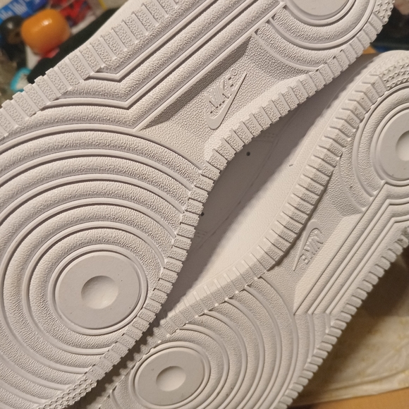 Nike Air Force Ones - Picture 5 of 5